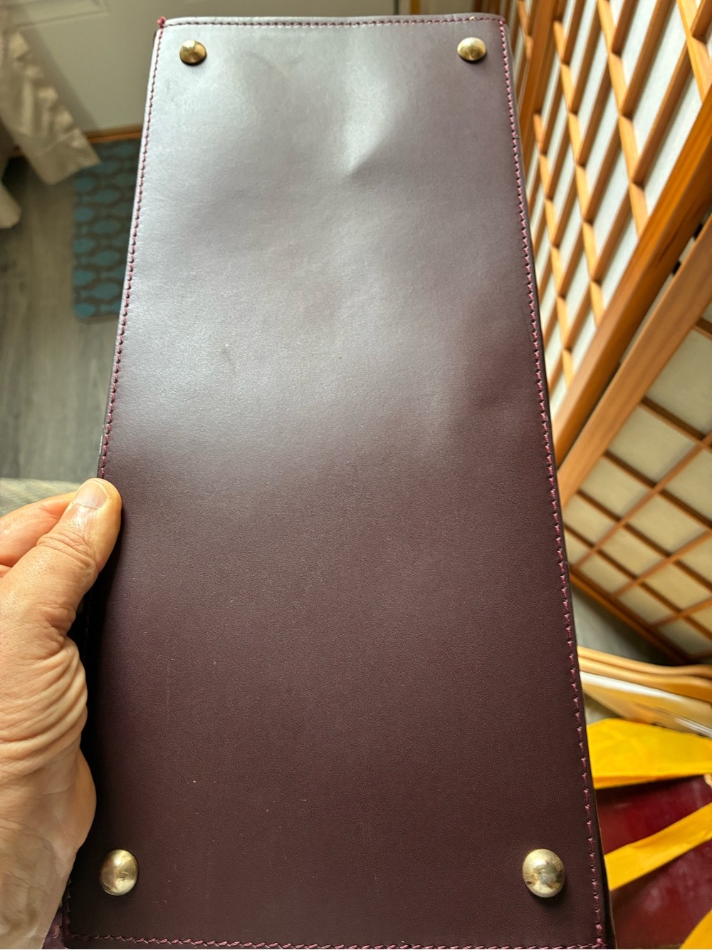 Women's Structured Leather Tote in Deep Burgundy